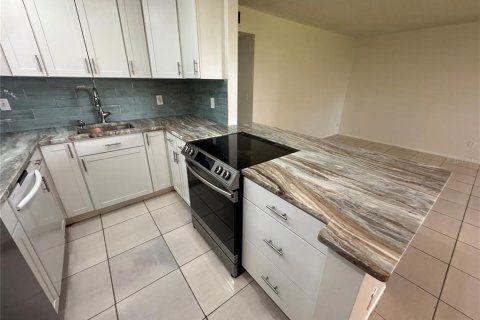 Copropriété à louer à Palm Harbor, Floride: 2 chambres, 84.26 m2 № 1761418 - photo 25