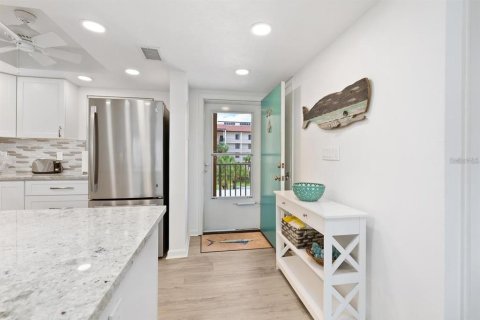 Copropriété à vendre à Sarasota, Floride: 1 chambre, 72.46 m2 № 2405375 - photo 5