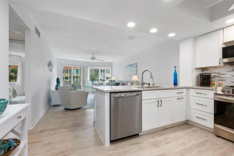 Copropriété à vendre à Sarasota, Floride: 1 chambre, 72.46 m2 № 2405375 - photo 4