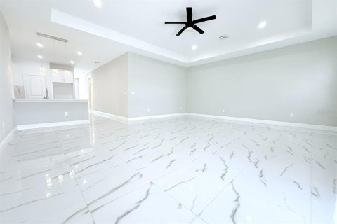 Купить виллу или дом в Тампа, Флорида 4 комнаты, 167.41м2, № 1570657 - фото 16