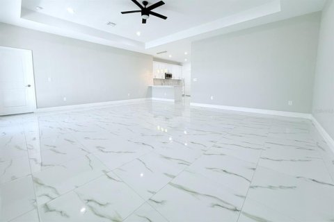 Купить виллу или дом в Тампа, Флорида 4 комнаты, 167.41м2, № 1570657 - фото 14