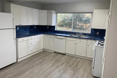 Casa en alquiler en Gainesville, Florida, 3 dormitorios, 179.77 m2 № 1791340 - foto 3