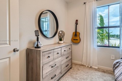 Townhouse in Florida City, Florida 4 bedrooms, 146.97 sq.m. № 1877719 - photo 21