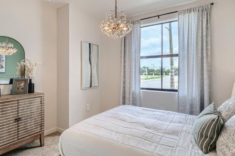 Townhouse in Florida City, Florida 4 bedrooms, 146.97 sq.m. № 1877719 - photo 11