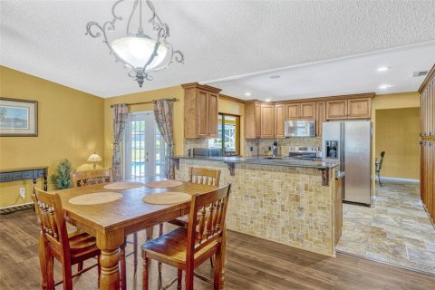 House in Orlando, Florida 4 bedrooms, 213.77 sq.m. № 1722756 - photo 24