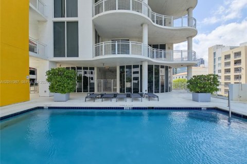 Condo in Miami, Florida, 2 bedrooms № 2075181 - photo 23