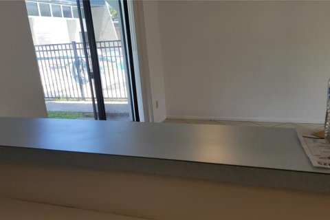Condominio en alquiler en Sarasota, Florida, 3 dormitorios, 131.83 m2 № 1871269 - foto 6