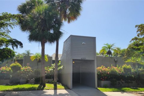 Condominio en alquiler en Sarasota, Florida, 3 dormitorios, 131.83 m2 № 1871269 - foto 18