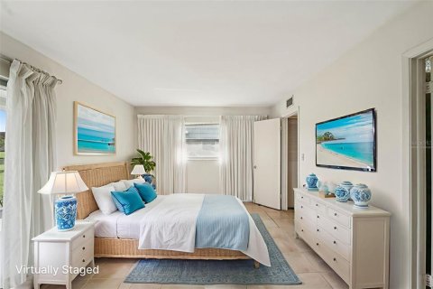 Condo in Sun City Center, Florida, 1 bedroom  № 1873191 - photo 6