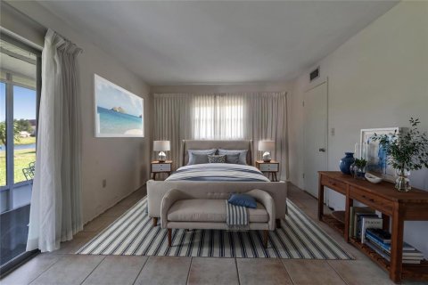 Condo in Sun City Center, Florida, 1 bedroom  № 1873191 - photo 5