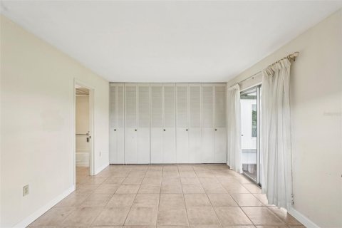 Condo in Sun City Center, Florida, 1 bedroom  № 1873191 - photo 4