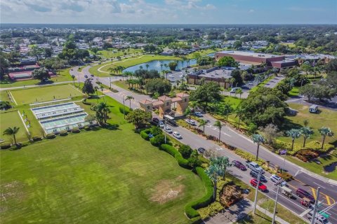 Condo in Sun City Center, Florida, 1 bedroom  № 1873191 - photo 18