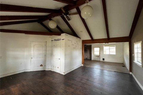 House in Tavares, Florida 3 bedrooms, 111.3 sq.m. № 1857875 - photo 4