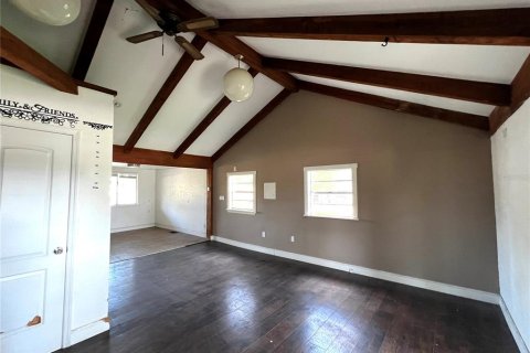 House in Tavares, Florida 3 bedrooms, 111.3 sq.m. № 1857875 - photo 5