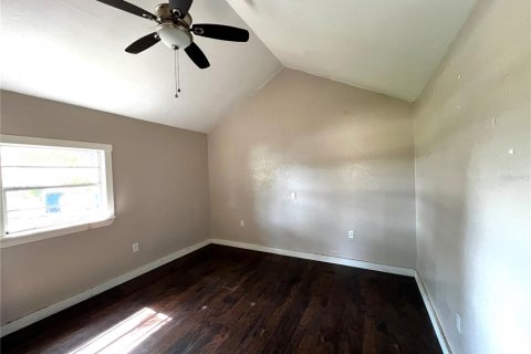 House in Tavares, Florida 3 bedrooms, 111.3 sq.m. № 1857875 - photo 8