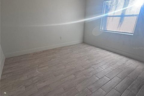 Apartment in Tarpon Springs, Florida 2 bedrooms, 83.61 sq.m. № 2428703 - photo 4