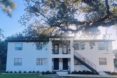 Appartement à Tarpon Springs, Floride 2 chambres, 83.61 m2 № 2428703