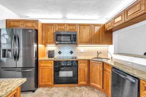 Copropriété à vendre à Weston, Floride: 2 chambres, 114.36 m2 № 1883805 - photo 5