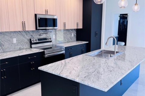 Villa ou maison à vendre à Port Charlotte, Floride: 4 chambres, 172.43 m2 № 2065094 - photo 10