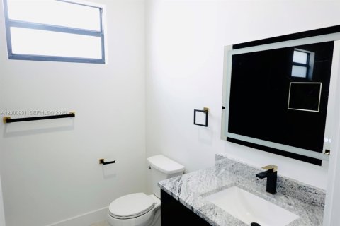 Villa ou maison à vendre à Port Charlotte, Floride: 4 chambres, 172.43 m2 № 2065094 - photo 19