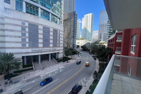 Condo in Miami, Florida, 2 bedrooms  № 1942293 - photo 26