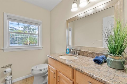 House in Tampa, Florida 4 bedrooms, 272.02 sq.m. № 1626120 - photo 28
