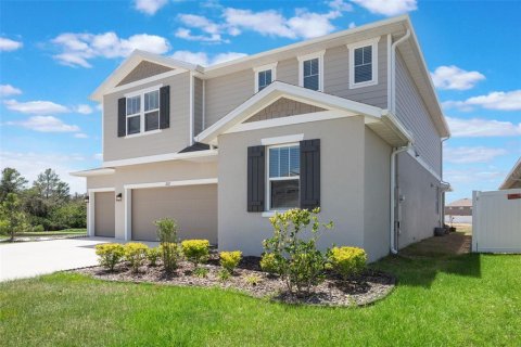 House in Winter Haven, Florida 5 bedrooms, 268.39 sq.m. № 1669821 - photo 2