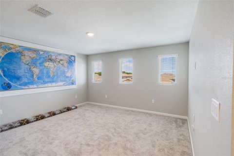 House in Winter Haven, Florida 5 bedrooms, 268.39 sq.m. № 1669821 - photo 12