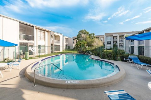 Condo in Clearwater, Florida, 1 bedroom  № 1847313 - photo 17