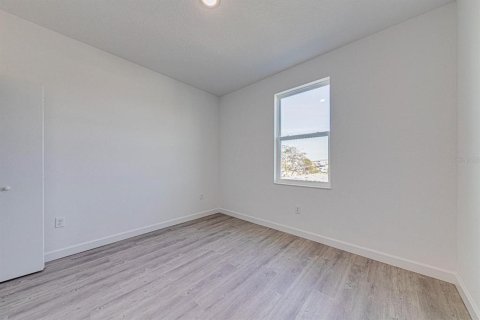 Adosado en alquiler en Davenport, Florida, 5 dormitorios, 155.24 m2 № 1846512 - foto 16