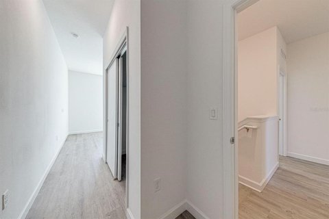 Adosado en alquiler en Davenport, Florida, 5 dormitorios, 155.24 m2 № 1846512 - foto 18