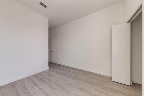 Adosado en alquiler en Davenport, Florida, 5 dormitorios, 155.24 m2 № 1846512 - foto 21