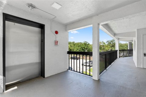 Condominio en venta en Altamonte Springs, Florida, 2 dormitorios, 93 m2 № 2231934 - foto 28
