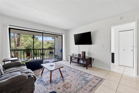 Condominio en venta en Altamonte Springs, Florida, 2 dormitorios, 93 m2 № 2231934 - foto 15