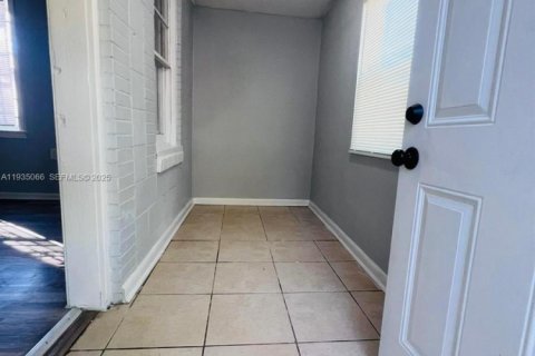 Casa en alquiler en Jacksonville, Florida, 3 dormitorios, 87.79 m2 № 1993244 - foto 8