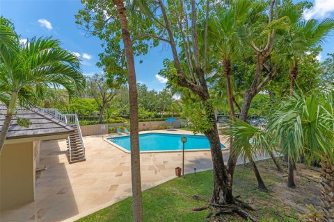Apartamento en alquiler en Miami, Florida, 2 dormitorios, 74.69 m2 № 1871575 - foto 22