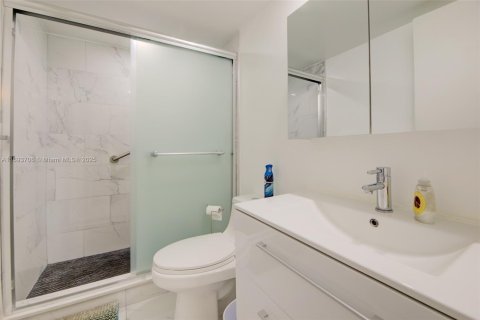 Купить кондоминиум в Хайполюксо, Флорида 3 спальни, 95.13м2, № 1949549 - фото 18