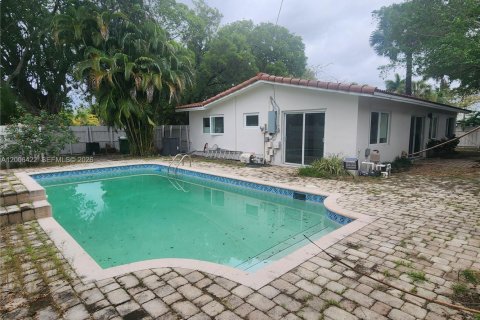 Villa ou maison à vendre à Wilton Manors, Floride: 3 chambres, 112.78 m2 № 2074307 - photo 13
