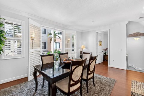 Townhouse in Boca Raton, Florida 3 bedrooms, 216.83 sq.m. № 2393248 - photo 27