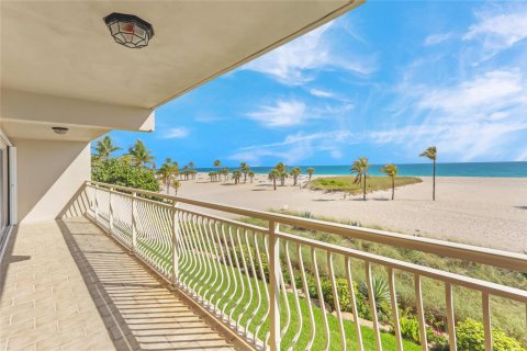 Copropriété à vendre à Fort Lauderdale, Floride: 2 chambres, 139.17 m2 № 2084590 - photo 9