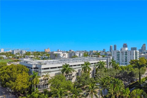Condominio en venta en Miami Beach, Florida, 51.28 m2 № 1459331 - foto 7