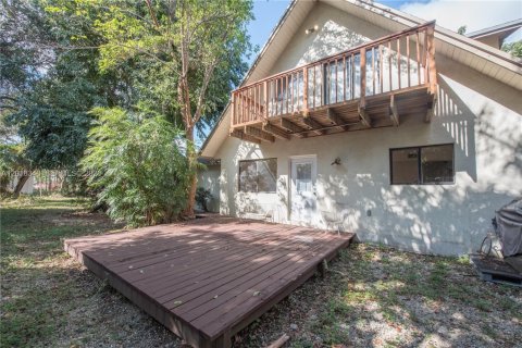 Casa en alquiler en Homestead, Florida, 3 dormitorios, 287.16 m2 № 2077751 - foto 16