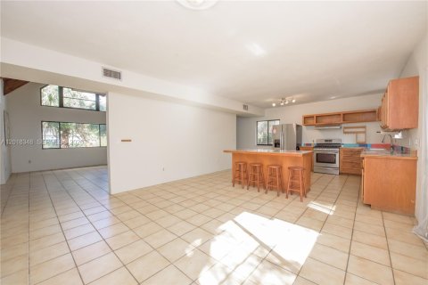 Casa en alquiler en Homestead, Florida, 3 dormitorios, 287.16 m2 № 2077751 - foto 7