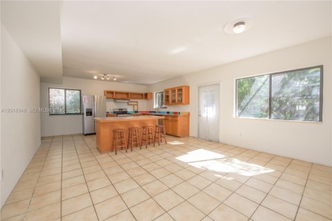 Casa en alquiler en Homestead, Florida, 3 dormitorios, 287.16 m2 № 2077751 - foto 8