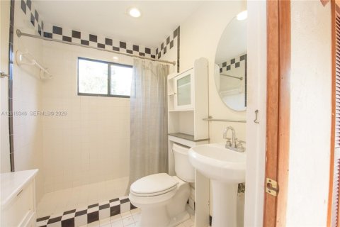 Casa en alquiler en Homestead, Florida, 3 dormitorios, 287.16 m2 № 2077751 - foto 13
