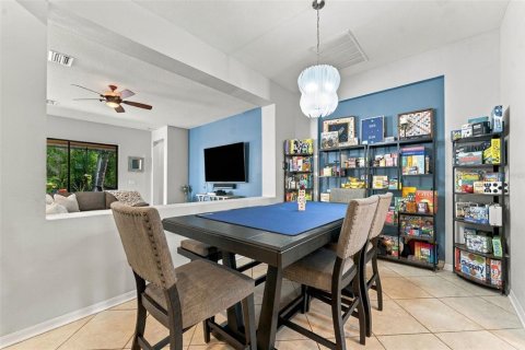 House in Lutz, Florida 5 bedrooms, 336.21 sq.m. № 2396342 - photo 9