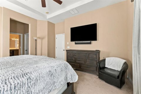 House in Lutz, Florida 5 bedrooms, 336.21 sq.m. № 2396342 - photo 26