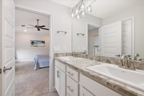 House in St. Lucie, Florida 3 bedrooms, 163.79 sq.m. № 2083192 - photo 23