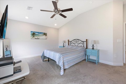 House in St. Lucie, Florida 3 bedrooms, 163.79 sq.m. № 2083192 - photo 19