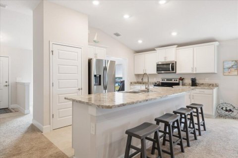 House in St. Lucie, Florida 3 bedrooms, 163.79 sq.m. № 2083192 - photo 10